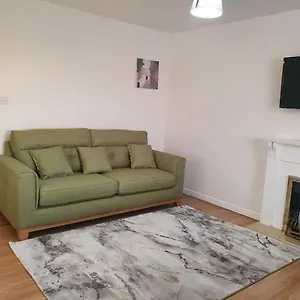 https://lovely-2-bedroom-condo-with-indoor-fire-place.cambridgehotelsuk.com