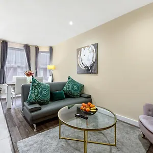https://beautiful-2-bed-flat-close-to-central-london.cambridgehotelsuk.com